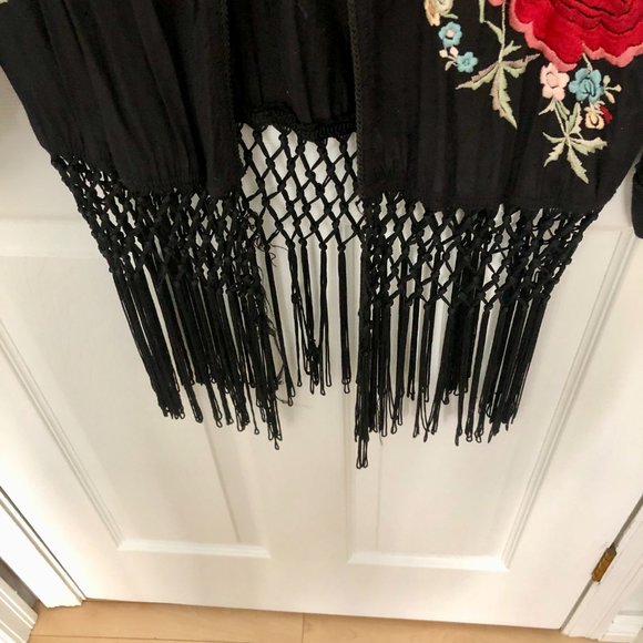 Cartigan embroidery - Picture 6 of 8